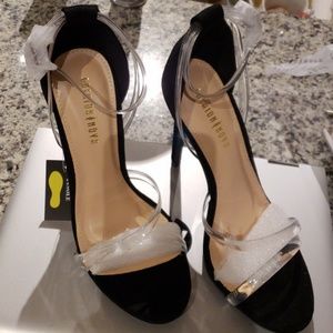 fashion nova black strappy heel